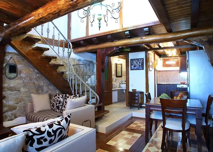 Kremeas House فيلة Katouna