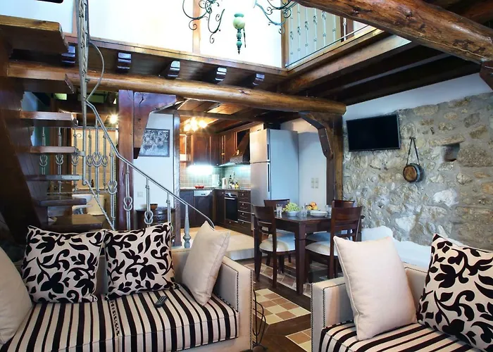 Kremeas House فيلة Katouna