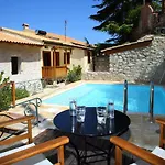 Villa Kremeas House *