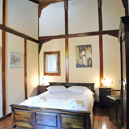 Villa Kremeas House