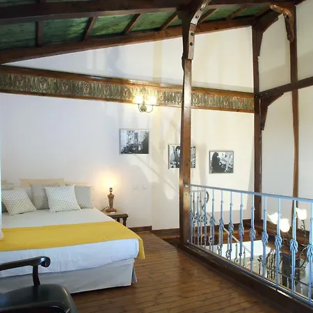 Villa Kremeas House