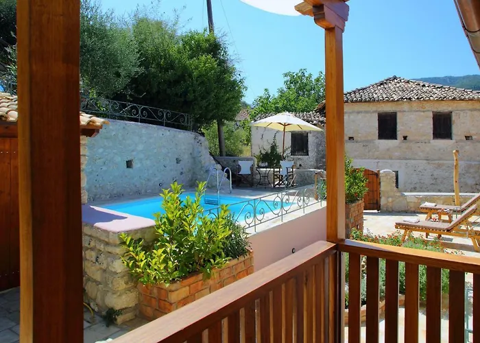 Βίλα Kremeas House